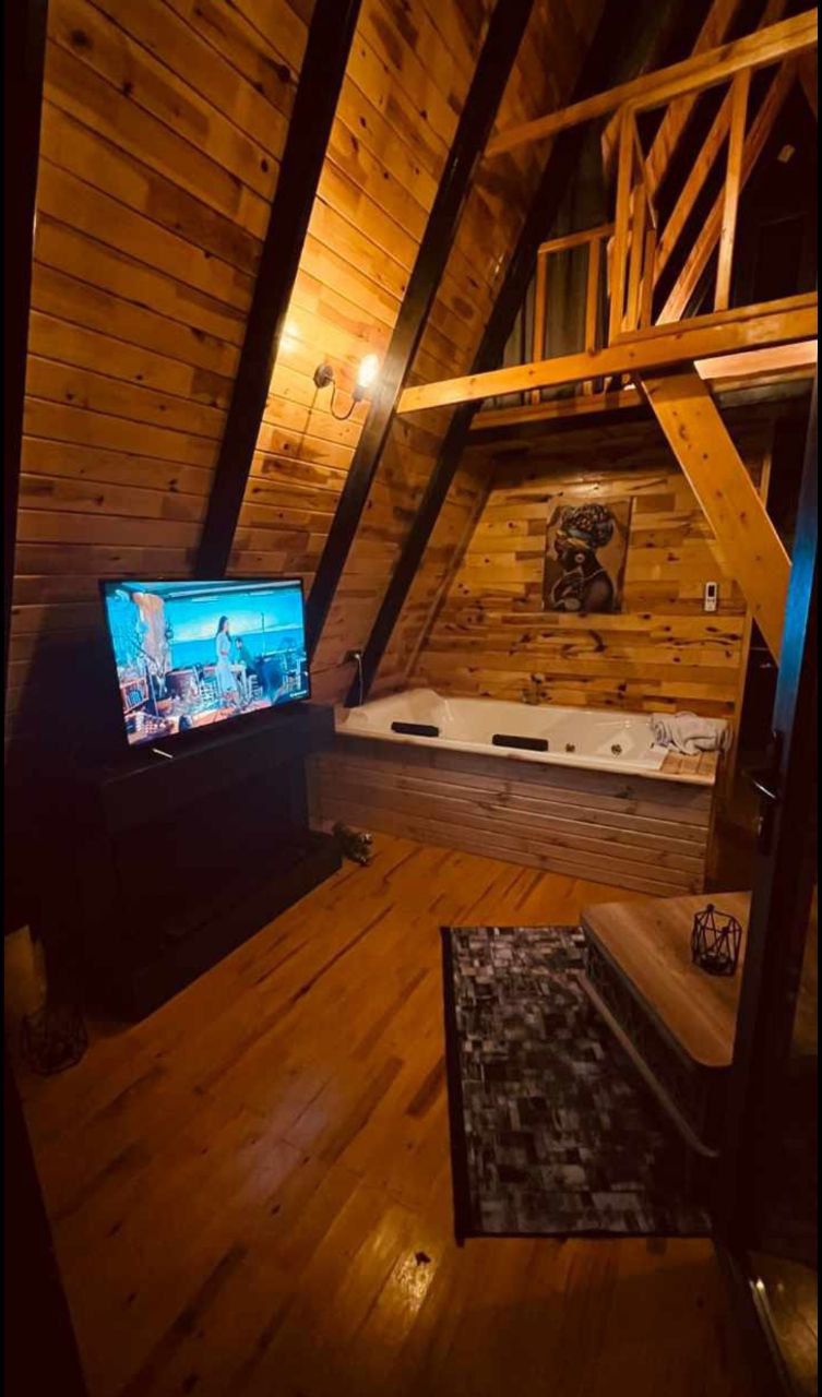 Lumé Luxe Essentials Interior Concept – Signature 2-Room Package